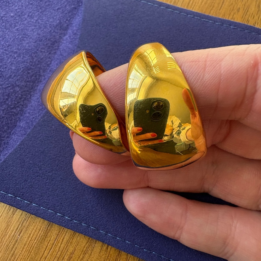 Monica Vinader Kate Young Collab earring. Sold out. 18K gold vermeil - Picture 6 of 9